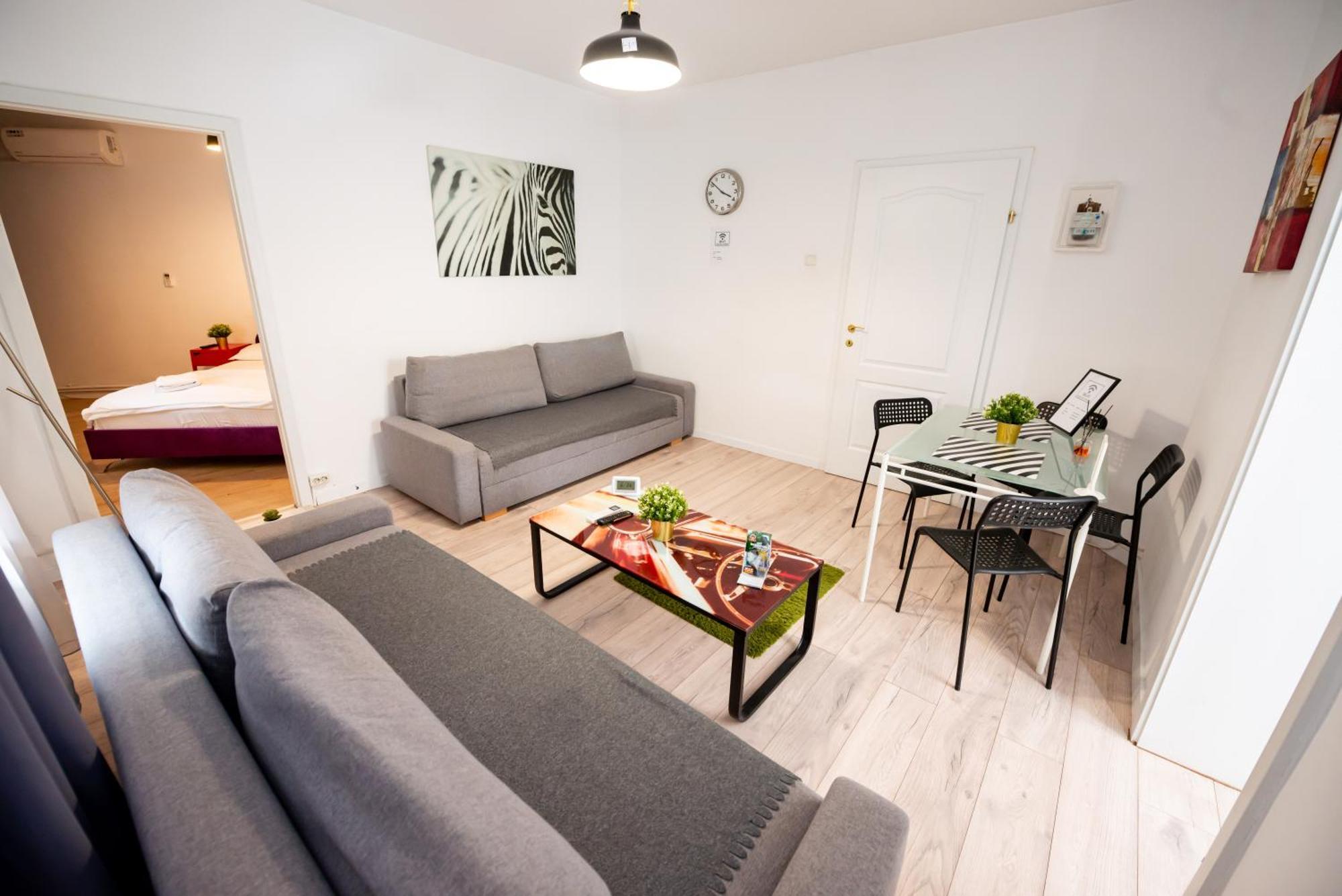 Ideal Accommodation City Center บูคาเรสต์ ภายนอก รูปภาพ
