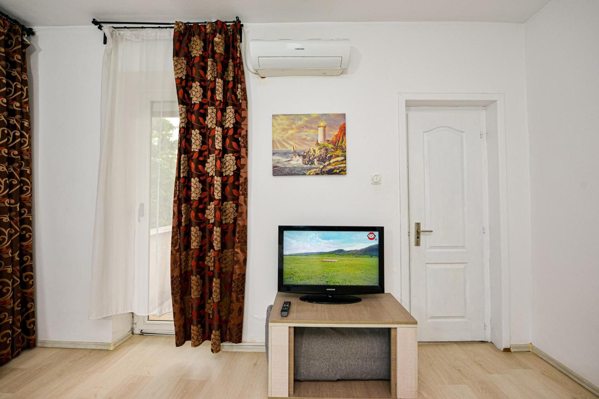 Ideal Accommodation City Center บูคาเรสต์ ภายนอก รูปภาพ
