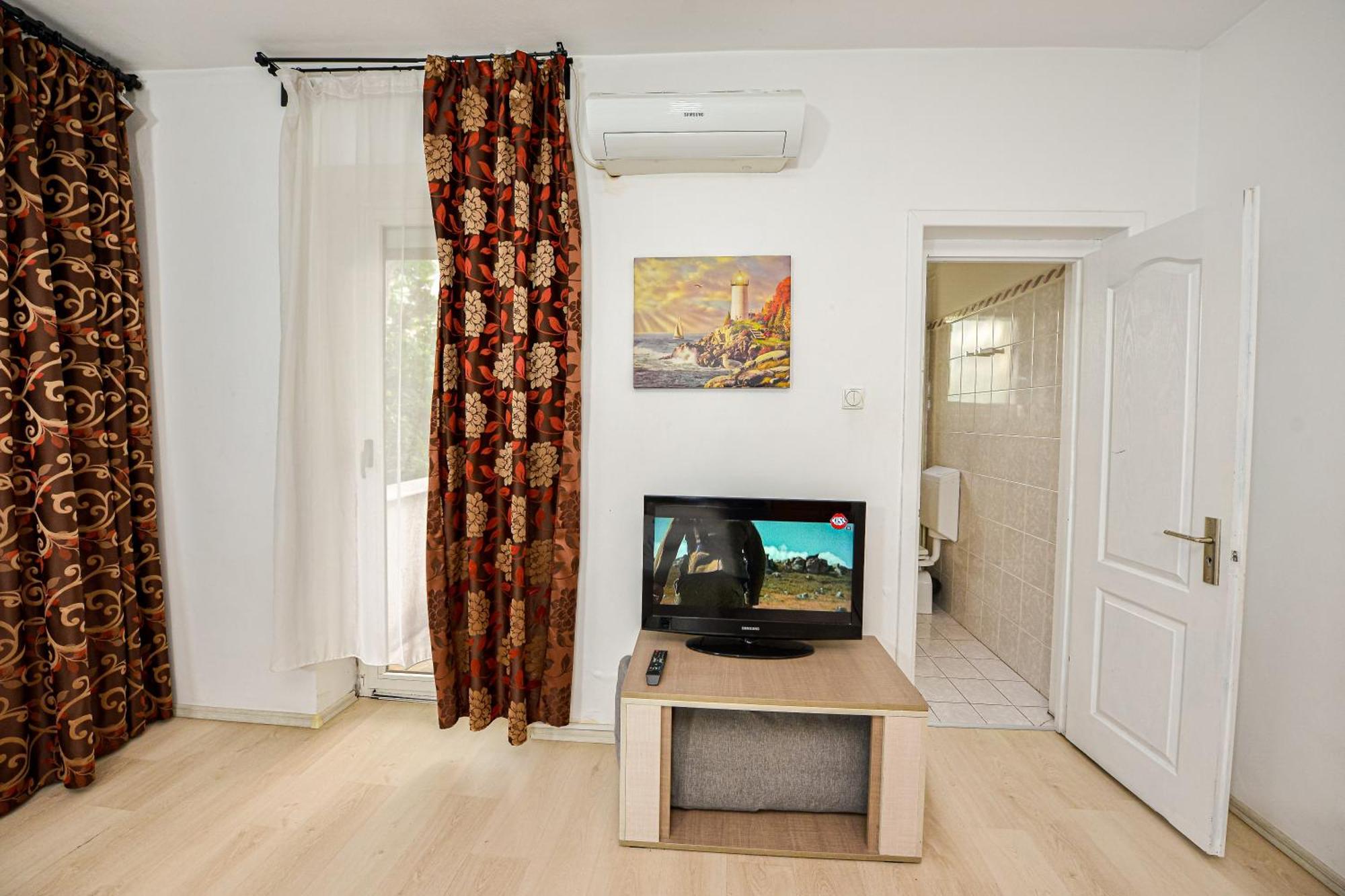 Ideal Accommodation City Center บูคาเรสต์ ภายนอก รูปภาพ